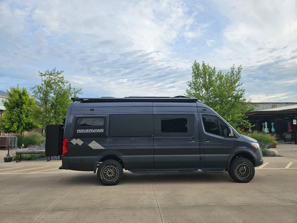 Rover Vans Gear - aluminiowy bagażnik dachowy do Sprintera - obrazek 6